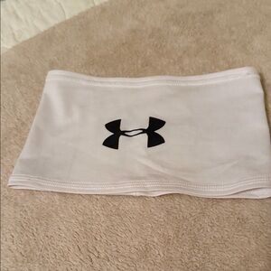 Under Armour White and Black Sports Headband